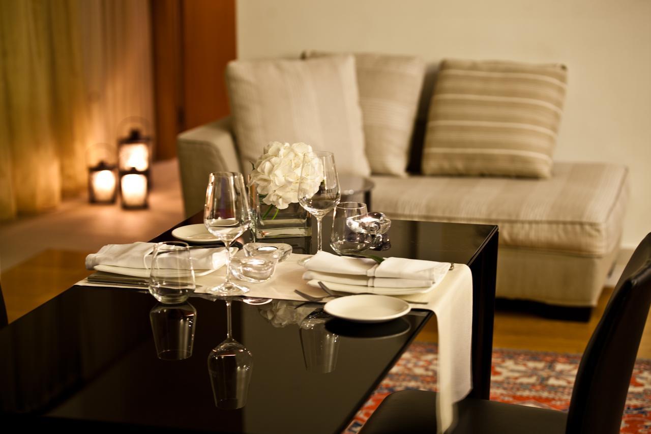 戴奥斯尊享人生酒店 塞萨洛尼基 外观 照片 A table set for dinner